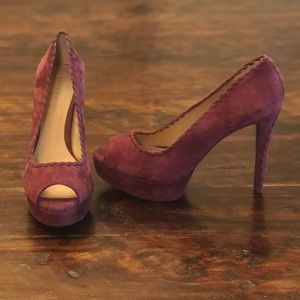 Jessica Simpson peep toe platform pump